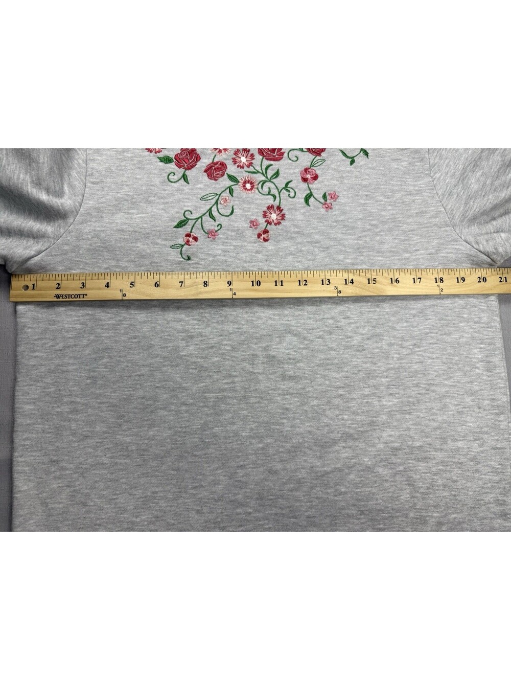 Blair Women’s Small Gray Floral Embroidered Crewneck Sweatshirt Long Sleeve - Picture 4 of 7